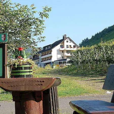 Flair Am Rosenhuegel - Garni 코헴