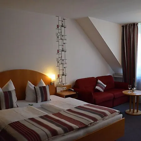 Flair Am Rosenhuegel - Garni Hotel