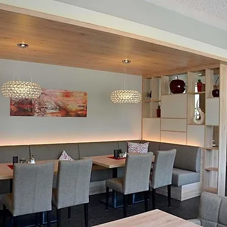 Flair Am Rosenhuegel - Garni 酒店