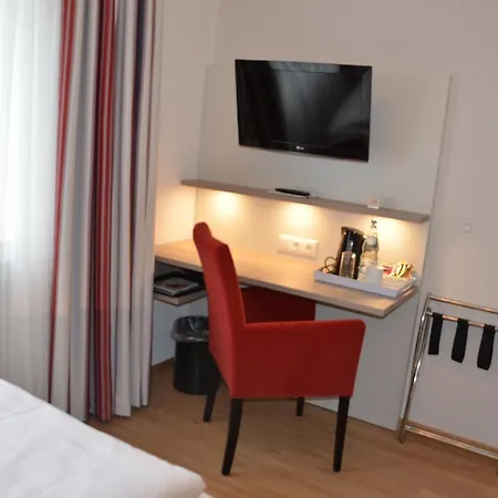 Hotel Flair Am Rosenhuegel - Garni