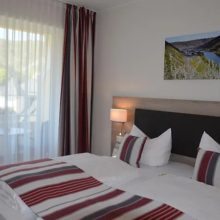 Flair Am Rosenhuegel - Garni Hotel