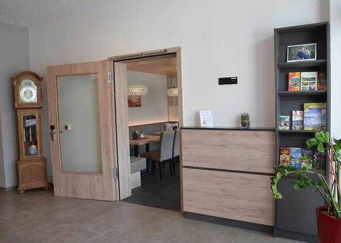 Flair Am Rosenhuegel - Garni Hotell Cochem