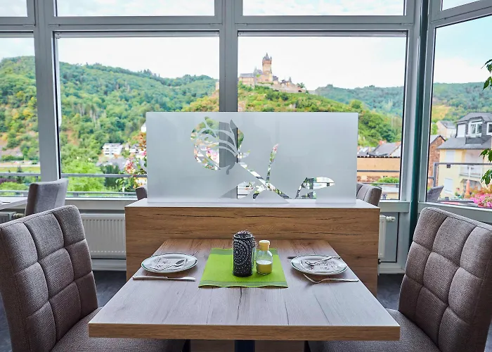 Flair Am Rosenhuegel - Garni 3*