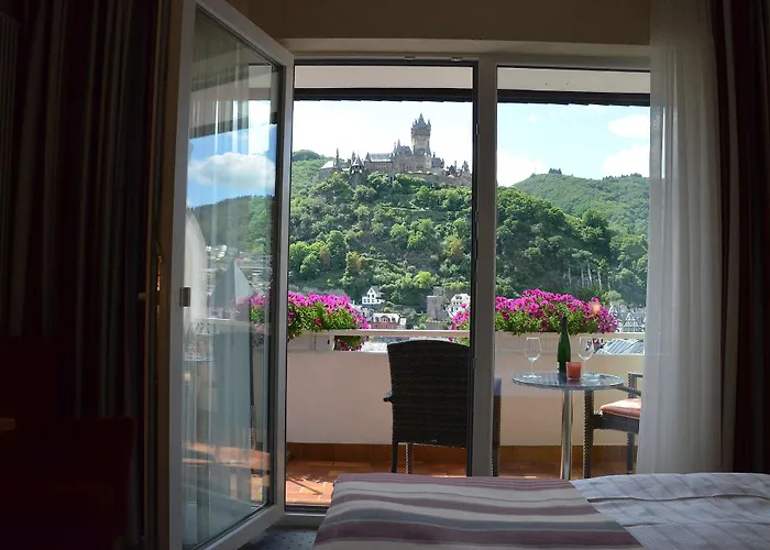 Flair Am Rosenhuegel - Garni 3*