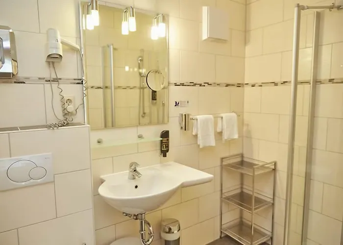 Flair Am Rosenhuegel - Garni ホテル 3*